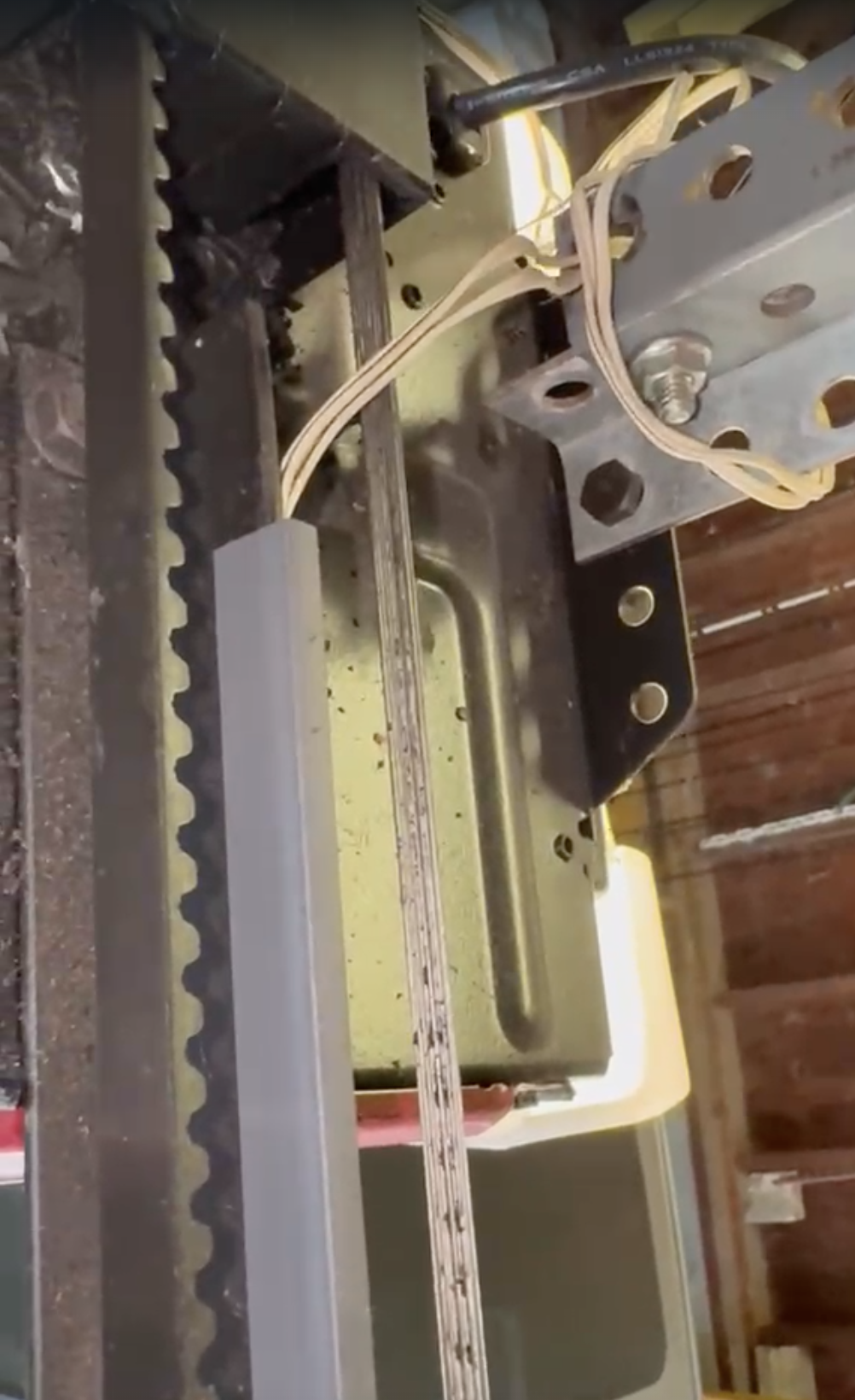 Garage Door Opener - Broken Belt Replacement